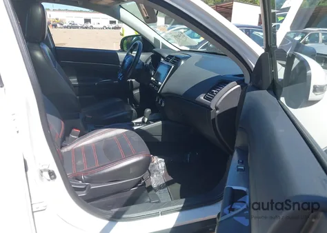 2020 Mitsubishi Outlander Sport 2.0 Se z USA, uszkodzony, nr VIN JA4AP4AU5LU008790